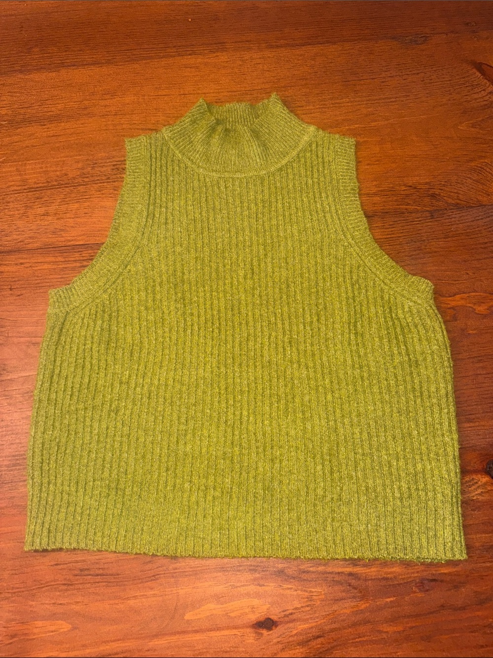 Jessica Simpson Olive Green Ribbed Mock Neck Sleeveless Sweater